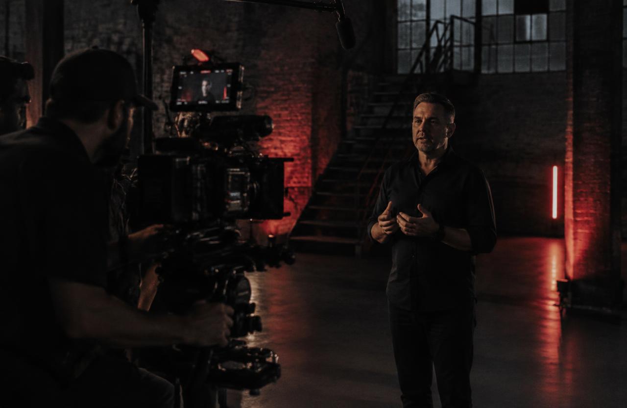 Behind-the-scenes production of founder-led recruiting content